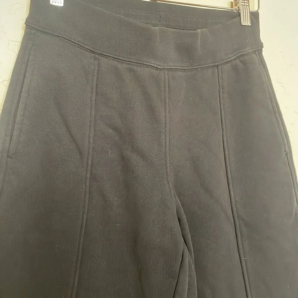 Alo yoga wide leg sweat pants - Picture 2 of 5